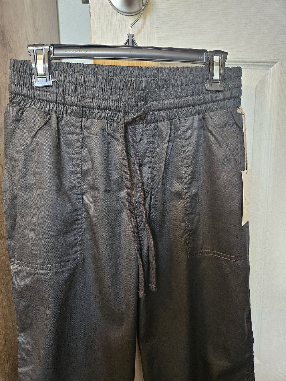 Black Drawstring Cargo Jogger Pants - Picture 3 of 10